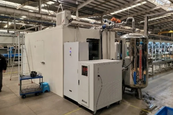 某企业EDH小型卧式多级泵在线测试装置